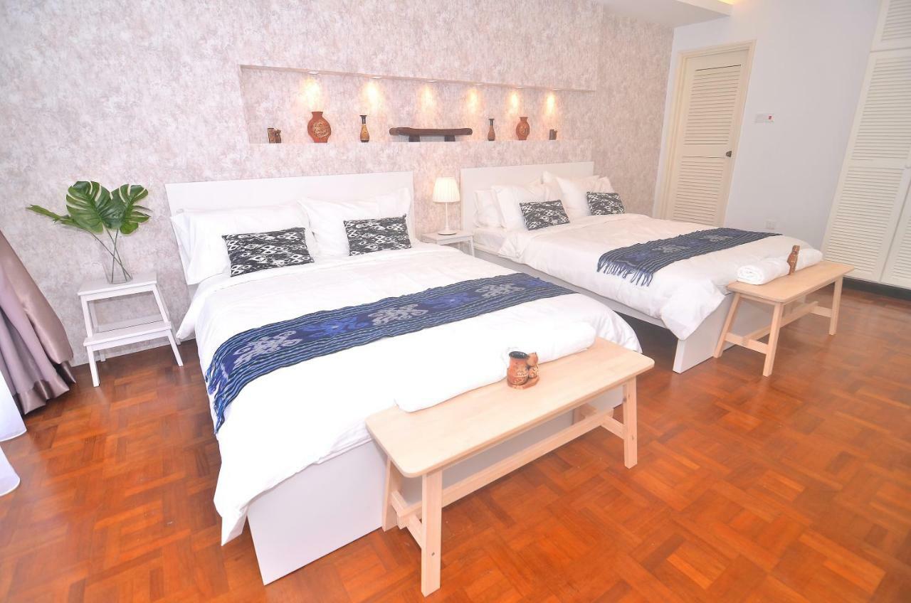 New Riverbank Suites - Waterfront Kuching City Екстер'єр фото
